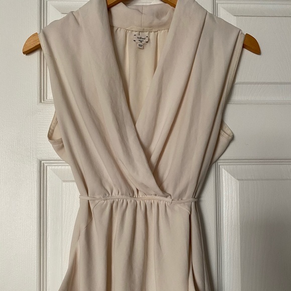 Wilfred Dresses & Skirts - Cream-Coloured Aritzia Wilfred Sabine Dress